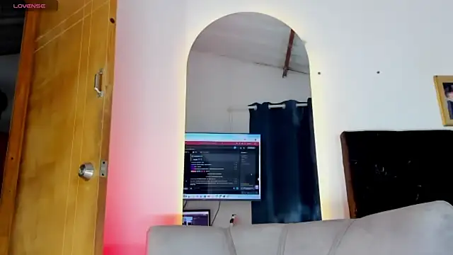 lyan_77 webcam