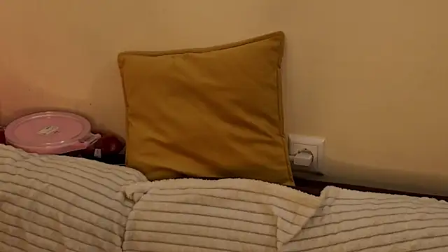 JolieDerringer live cam