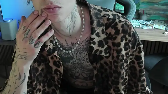 Original_Oliverrgroove webcam