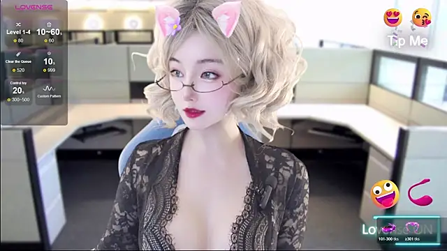 AureliaDoll live cam