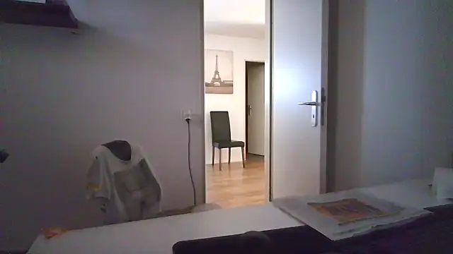 alpha-hunk live cam on StripChat