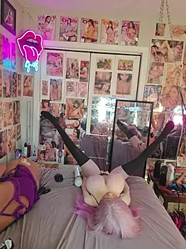 luvs2cumm69 webcam