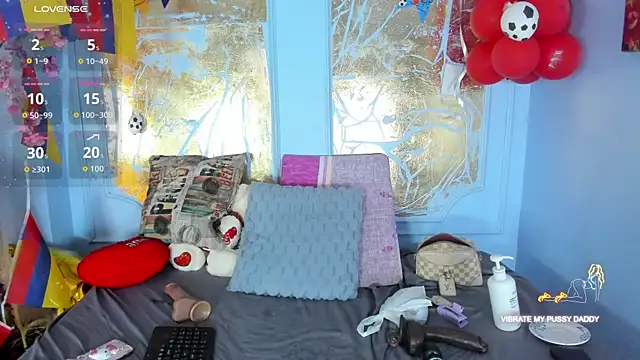 melaniecooperr webcam
