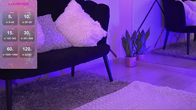 EmilyJuarez webcam