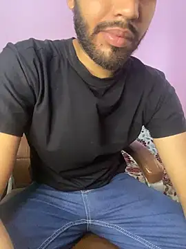 BIGGGGGBOYYYYY live cam on StripChat