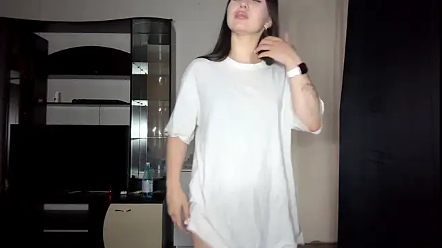 KarlyBiringer webcam