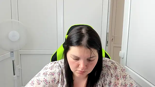 MargaretDark webcam