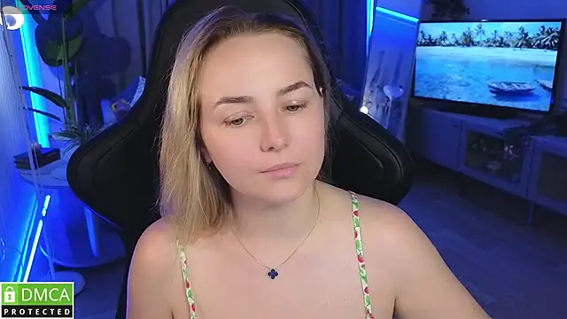 Mira_Mermayd webcam
