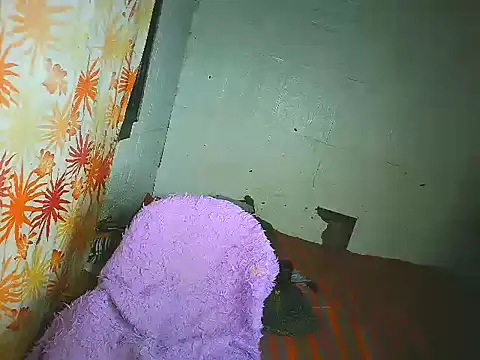 Yourfantasyisme webcam