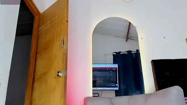 lyan_77 webcam