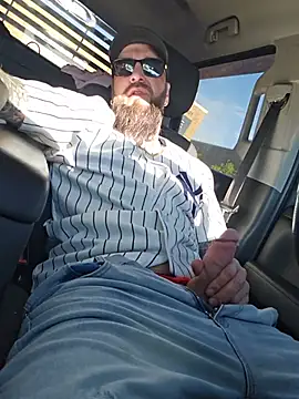 Beardedtattood webcam