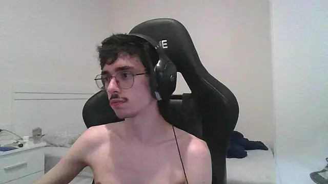 gabrielNovin17cm webcam