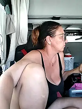 Milfa_nimfomana webcam