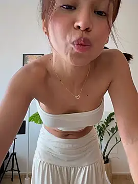 Adriennesexxx