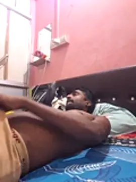 Hot_desi_man12 webcam