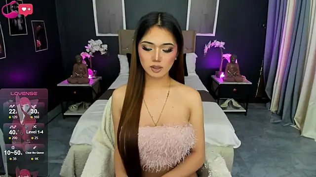 SeductressBella webcam
