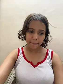 sanjna0122 webcam