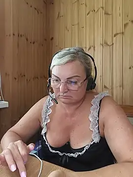 White-Chocolatte webcam