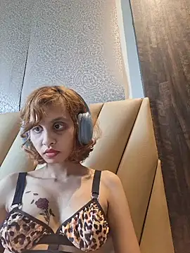 Alishaaroralive webcam