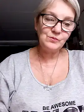 irinamaux live cam