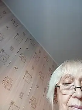 Anatolia5961 live cam on StripChat
