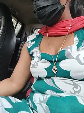 YOURBHABI143 live cam on StripChat