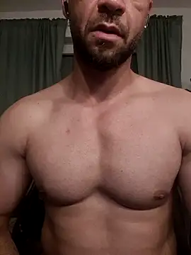 Maxi999-5 live cam on StripChat