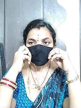 Leela_555 live cam