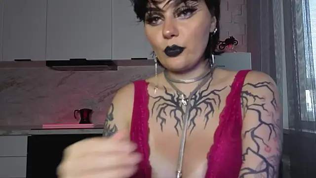 IntrigueYourDay live cam on StripChat