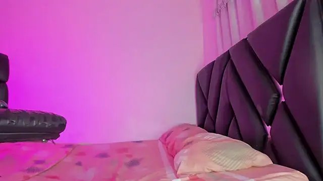 stephany_doll_ live cam on StripChat