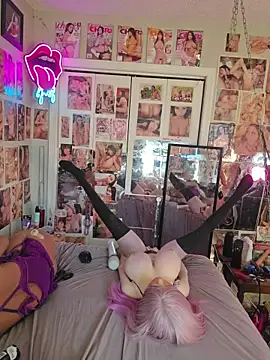 luvs2cumm69 webcam