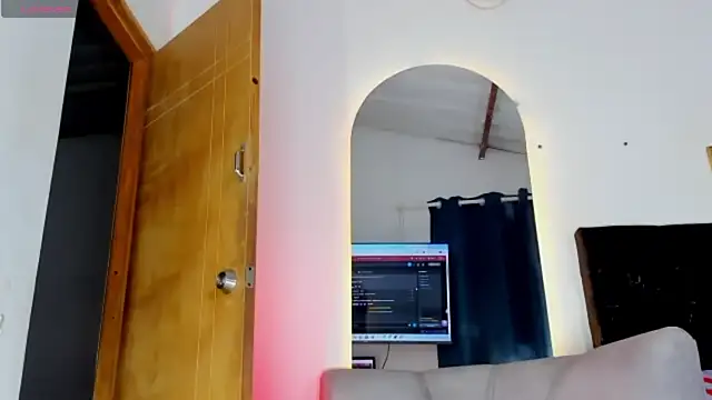 lyan_77 webcam