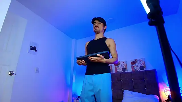 Ethan_Briggs_ webcam