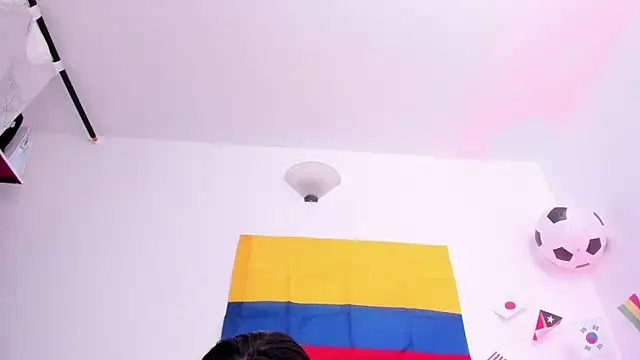 MiaFoox__ webcam