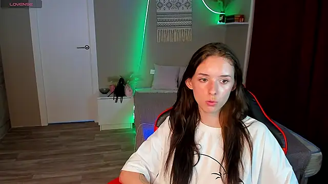 AnnaOddy webcam