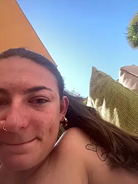 MiaLovesxxx webcam