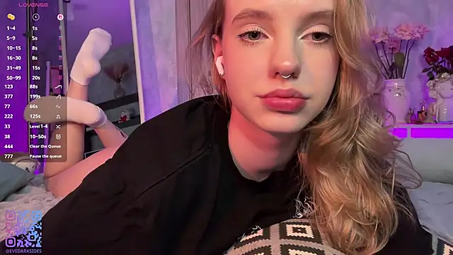 Eve_Dark_Side webcam