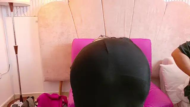 ParejaCurvy20 webcam