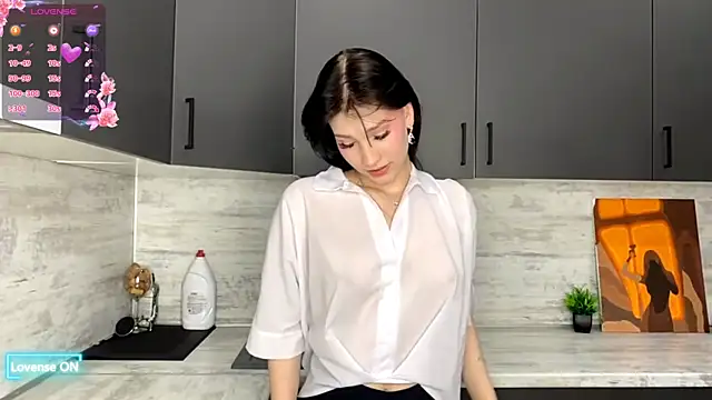 eniamhaaaaa - Eniamhaaaaa's free webcam - UK Sex Cams