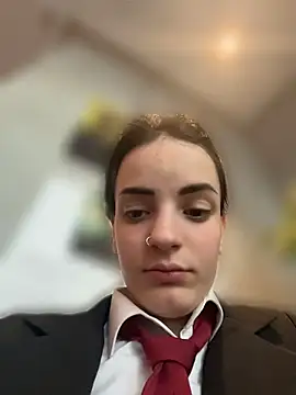 RoseRowley live cam on StripChat