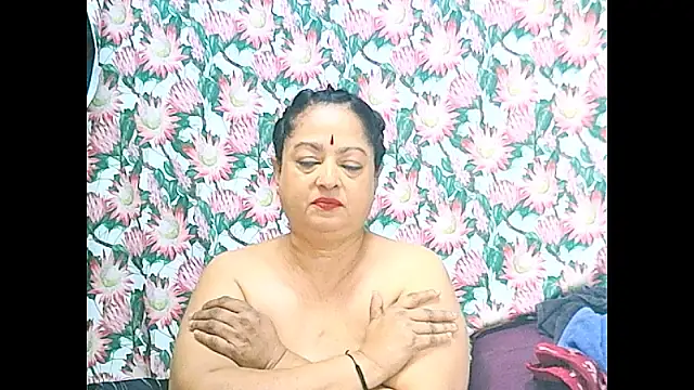 matureindian live cam on StripChat