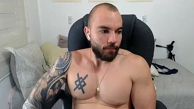 Isaac_Carter webcam