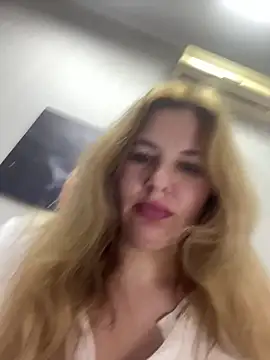 Passion-Blondy webcam
