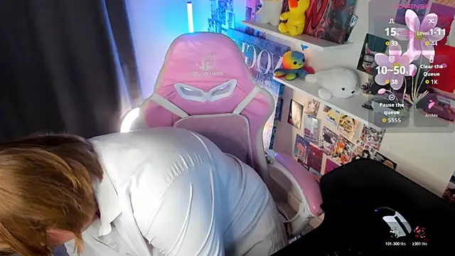 Maneela_Kennedy webcam