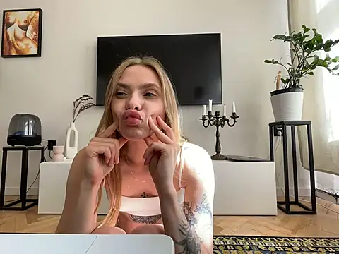 Angy_Netal webcam