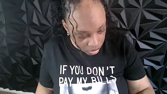 Sexymona1218 webcam