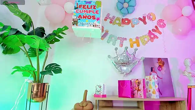janylove__ - JANYLOVE__'s free webcam - UK Sex Cams