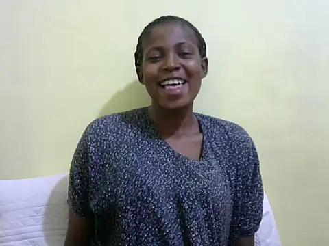 lilmomaa webcam