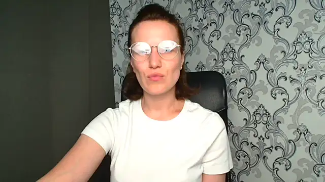 Kelly_Kisss webcam