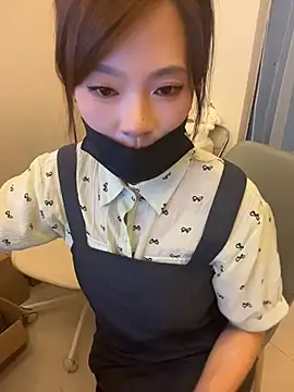 Xiaxia_1227 webcam